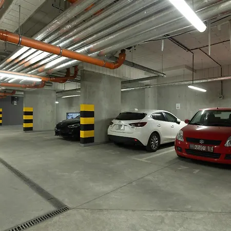 Podgorze Lipska Pet-friendly With Balcony And Parking By Renters Prestige