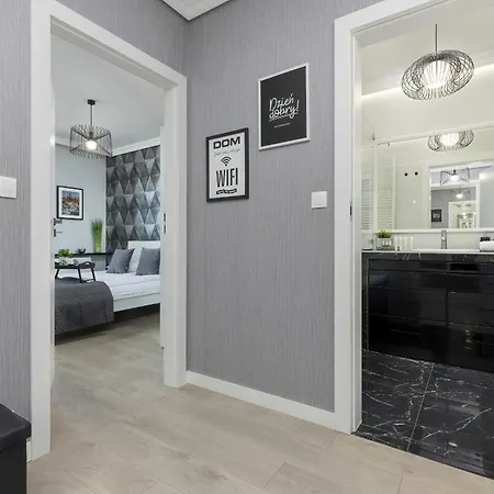 Podgorze Lipska Pet-friendly With Balcony And Parking By Renters Prestige Apartment *